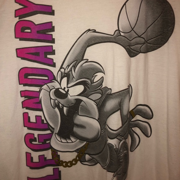 Men’s Looney Toons Medium T-Shirt - Picture 2 of 3